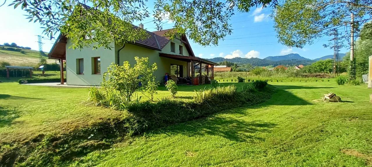 Ubytovanie U Huberta Bešeňová Esterno foto